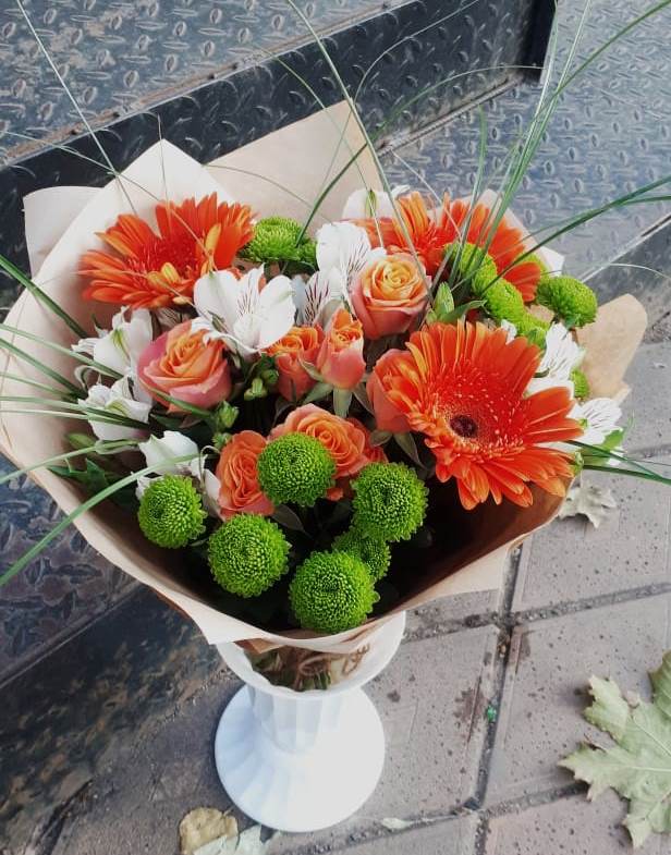 Букет цветов из: Герберы, Хризантемы, Альстромерии и Розы в Киржаче