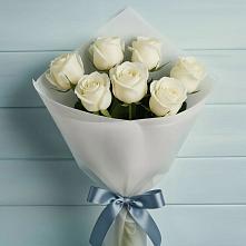 Букет 7 Белых роз Эдлесс Лав в Киржаче