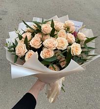 Букет Кремовые розы Латте в Киржаче
