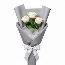 Букет 3 белые розы в Киржаче