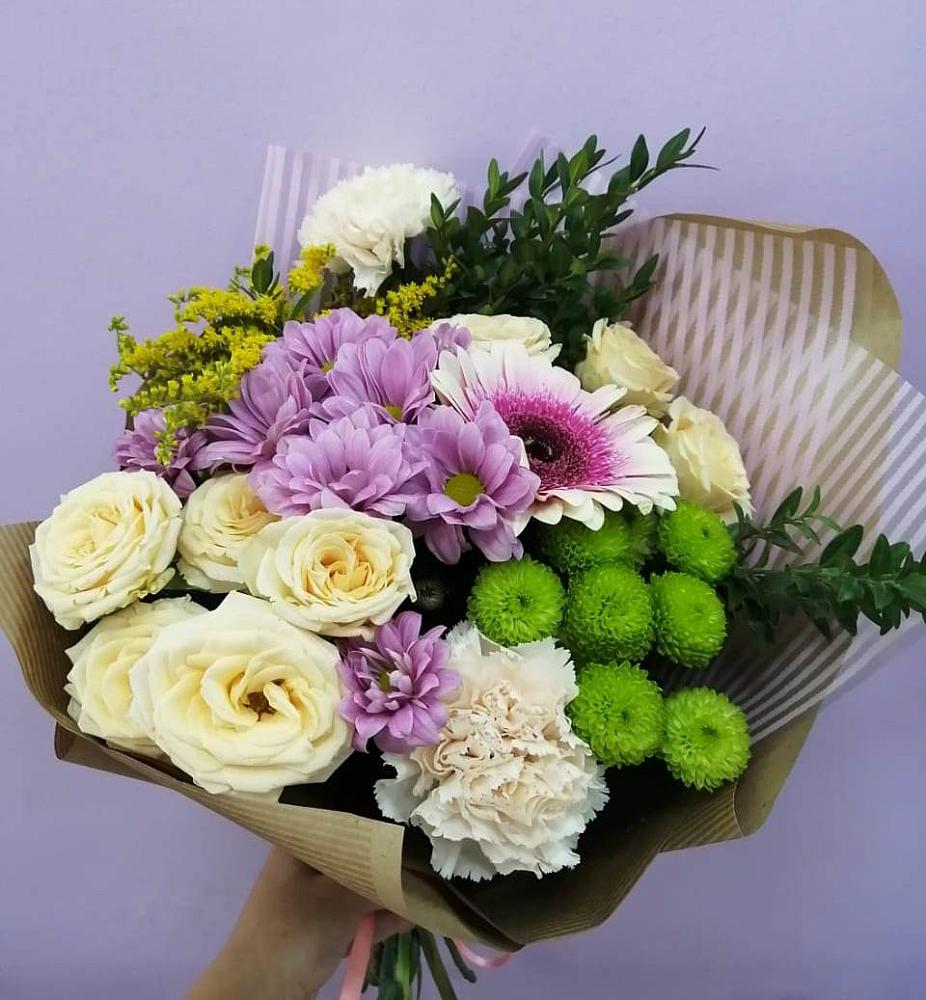 Букет цветов из: Хризантемы, Розы, Гвоздики и Герберы в Киржаче